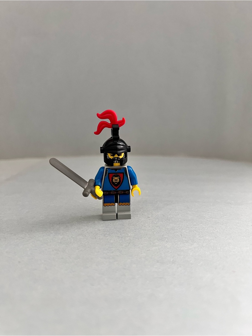 LEGO Exclusive Knights Kingdom I King Leo Minifigure
